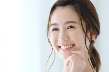 笑顔の女性